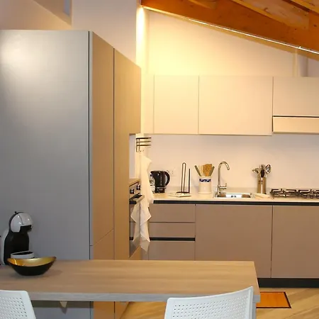 Casa Camoscio Piano 2 Апартаменты