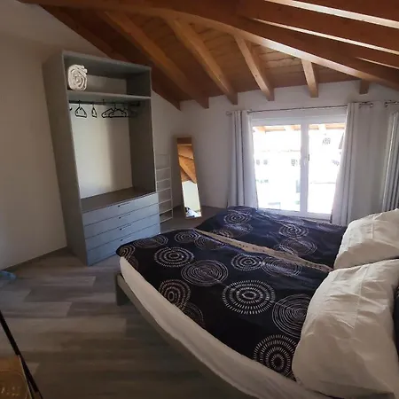 Lägenhet Casa Camoscio Piano 2